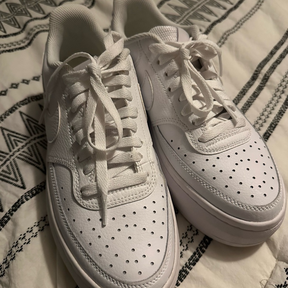 Nike White Men's Sneakers